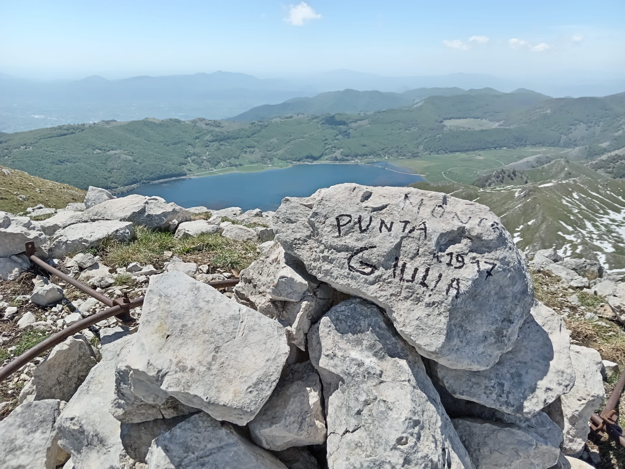 Carlo Pastore: 316 scalate al Monte Miletto e l'ascensione alla Punta Giulia - Un omaggio alla passione e alla natura