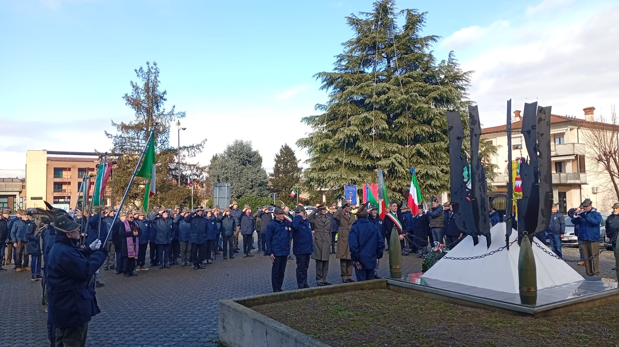 Il Sacrificio Degli Alpini Sfilata Nellanniversario Della Battaglia