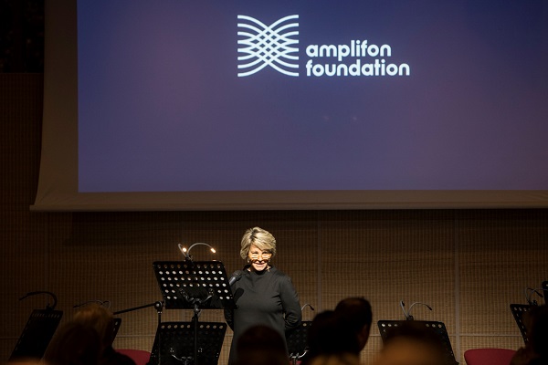 Inclusione sociale, Susan Carol Holland: Fondazione Amplifon al fianco degli anziani