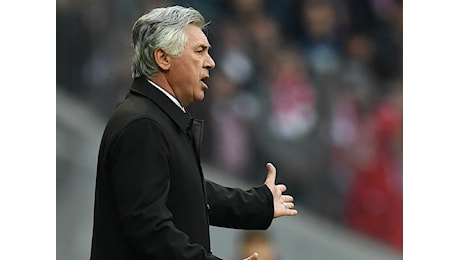 Bayern Monaco, Ancelotti svela: “Vidal è ancora legato alla Juventus”