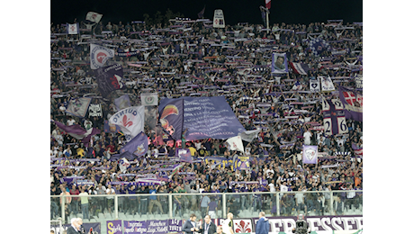 La Fiorentina stenta, tifosi viola esasperati: scatta la contestazione