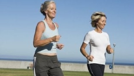 Corsa e tai chi, elisir per gli over 50: lunga vita a neuroni e memoria