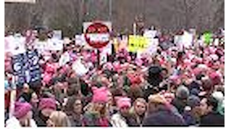 Washington: la marcia delle donne lungo il National Mall
