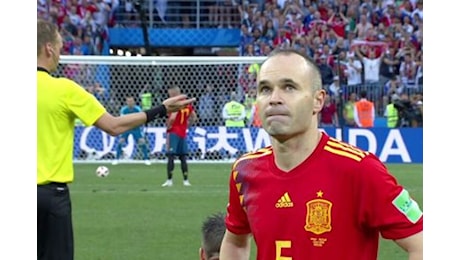 Calcio, l'addio di Andres Iniesta: Ora farò l'allenatore