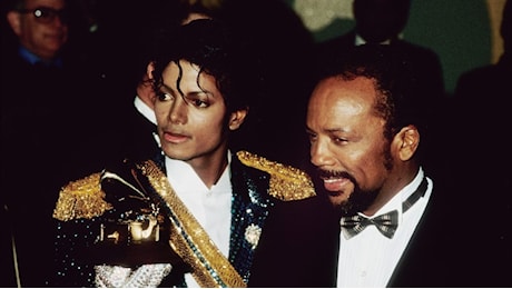 La storia di Quincy Jones e Michael Jackson, dai record di Thriller alle lacrime in studio: È un avido