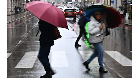 Meteo, allerta maltempo per pioggia e vento in Sicilia e Sardegna