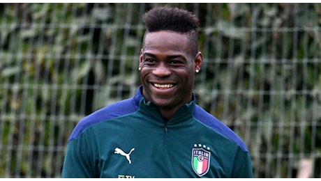 Genoa, visite mediche per Balotelli: «Darò tutto me stesso per questa maglia»