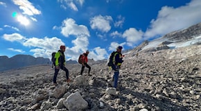 Sono passati due anni dalla tragedia della Marmolada: nel crollo del ghiacciaio, il 3 luglio 2022, 11 persone persero la vita ~ Dolomiti Review