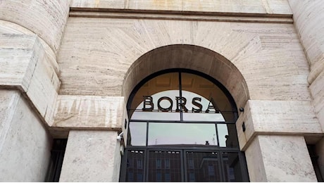 Borsa: Milano prova a tenere con le banche, l'Europa negativa