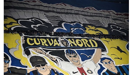 Inchiesta ultras: kalashnikov e bombe a mano, scoperto il possibile arsenale della Curva Nord dell'Inter