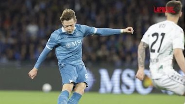Il Napoli batte l'Empoli 3-0 e torna a -3 dall'Inter - Il Sole 24 ORE Il Napoli batte l'Empoli 3-0 e torna a -3 dall'Inter - Il Sole 24 ORE
