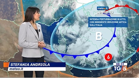 Meteo: verso Natale con venti burrascosi, neve a bassa quota e temporali. I dettagli