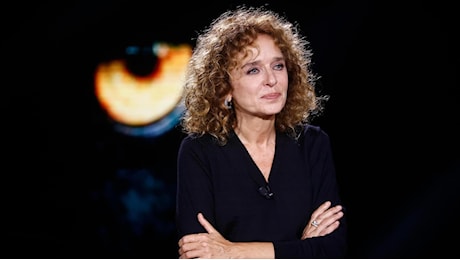 Valeria Golino, Carmen Di Pietro e Gianmarco Tamberi si raccontano a “Belve”