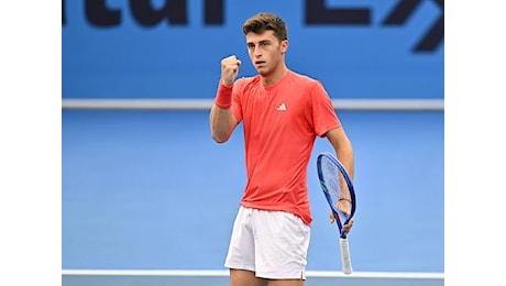 Internazionali Tennis, Luca Nardi vince all’esordio. Fuori Cobolli