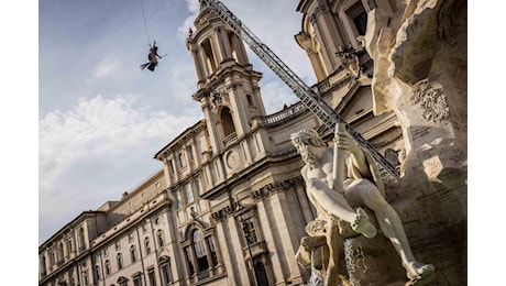 Epifania, la Befana 'atterra' a piazza Navona