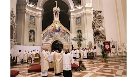 Aperto ad Assisi l'Anno Santo interdiocesano, Sorrentino: Dio medico del peccato, apriamogli il nostro cuore (foto e video)