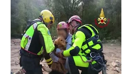 Maltempo in Sardegna, il recupero di uno dei dispersi a Monte Arcosu