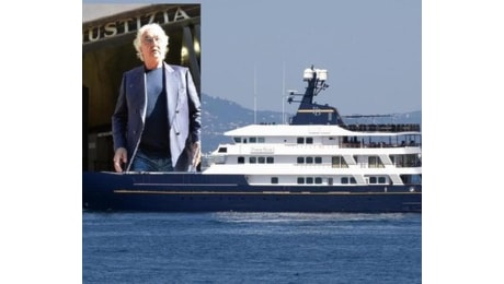 Briatore, causa da 13 milioni di risarcimento ai giudici: Il mio yacht svenduto a un prezzo vile