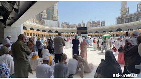 Strage di pellegrini alla Mecca, il caldo uccide oltre 900 persone
