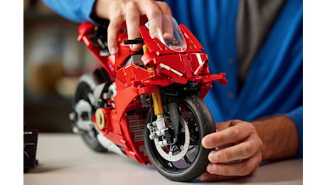 Ducati, un modellino LEGO per la nuova Panigale V4 S: da quanti mattoncini è composto - News - Pagina 2