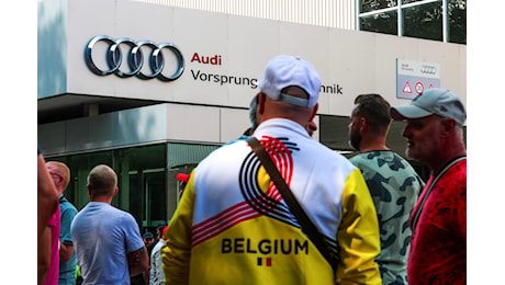 Audi chiude fabbrica di auto elettriche a Bruxelles. E in Germania il governo litiga sulla crisi economica