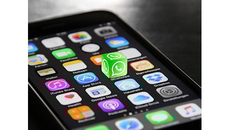 WhatsApp, le 5 mosse per impedire di essere hackerati