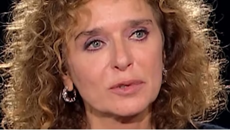 Valeria Golino: Ho perso un bambino, è stato il giorno più brutto. L'amore con Scamarcio? Un bravo attore