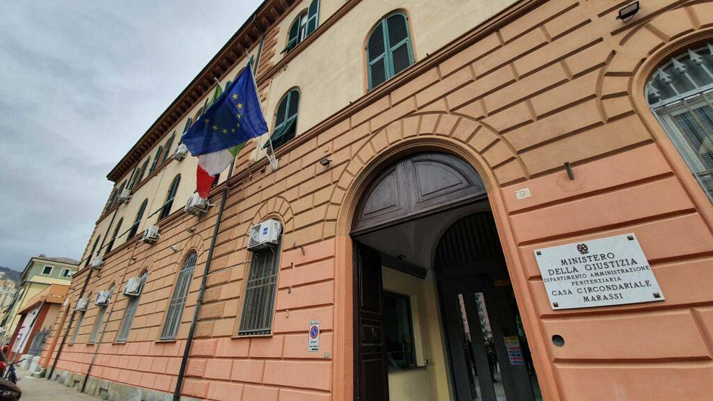 Detenuto Di 21anni Suicida In Carcere, Indagati Due Agenti Della ...