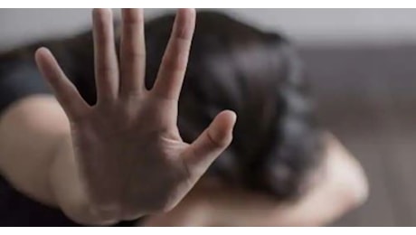 Mantova, donna di 55 anni violentata da un 24enne pakistano