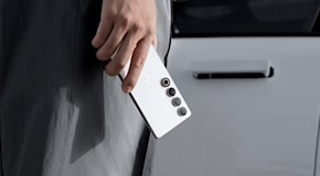 Polestar entra nel mercato smartphone con un Meizu 21 Pro rimarchiato