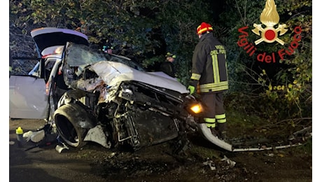 Incidente mortale nel Comasco: perde la vita un giovane, quattro sono gravi