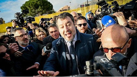 Processo Open Arms, Salvini e il giorno della sentenza in diretta | Il vicepremier: «Entro in aula orgoglioso»