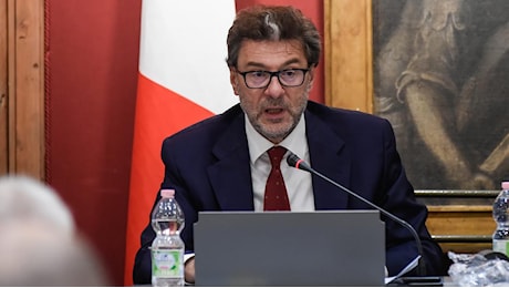 Giorgetti: revisione dei valori catastali se usati bonus edilizi. In manovra risorse per sanità e rinnovo contratti Pa