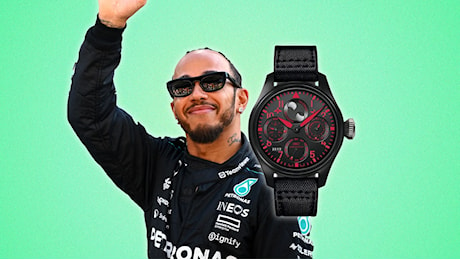 Lewis Hamilton ha ricevuto uno speciale orologio d'addio durante il Gran Premio di Abu Dhabi