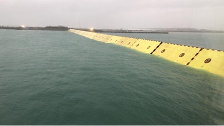 Acqua alta a Venezia: punta di 122cm in mare, allagata Piazza San Marco