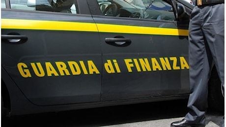 Pugliapromozione come bancomat personale: sequestrati 400mila euro