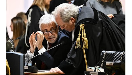 Strage bus Avellino, l'ex ad di Aspi Giovanni Castellucci si è costituito in carcere