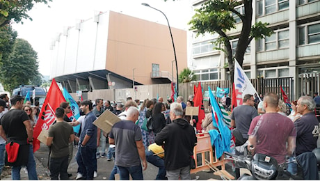 Sciopero dipendenti Rai, presidio in viale Marconi. Cgil: Sede di Napoli il più grande polo culturale del Sud, va rilanciata”