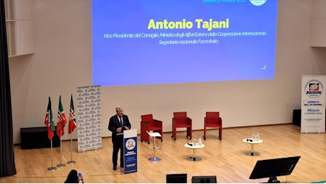 Tajani: “Tassa sugli extraprofitti è cultura sovietica, ma Giorgetti male interpretato”. Taglio Irpef, mutui ai giovani e no tax area nel menu della Manovra. Arriva la proposta di “Ius Italiae”