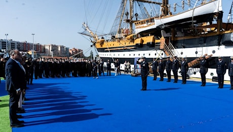 Reggio Calabria accoglie la Nave Amerigo Vespucci: il tour del Made in Italy approda tra storia, mare e innovazione | FOTO e VIDEO