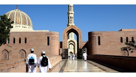 Oman, sparatoria in una moschea: 4 morti