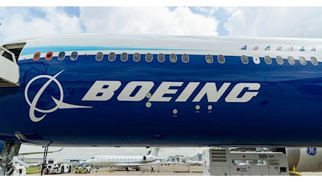 Boeing taglierà il 10% della forza lavoro totale