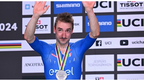 Elia Viviani d'argento ai Mondiali di ciclismo su pista: nell'eliminazione vince la quarta medaglia per l'Italia