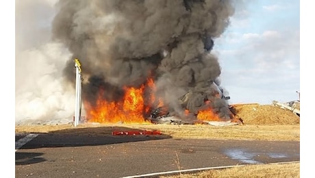 Corea del Sud, aereo si schianta: oltre 90 morti. Possibile collisione con uccelli e maltempo