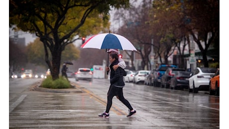 Meteo, temperature giù e piogge e neve in arrivo: ecco dove e quando è previsto