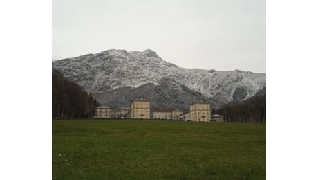 L'inverno è arrivato, fiocchi di neve e montagne imbiancate a Oropa