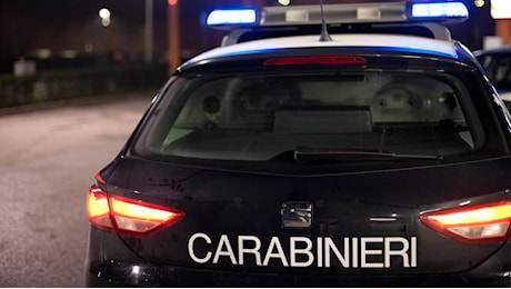 Bari, auto vola giù da cavalcavia: morti due ragazzi di 21 e 24 anni