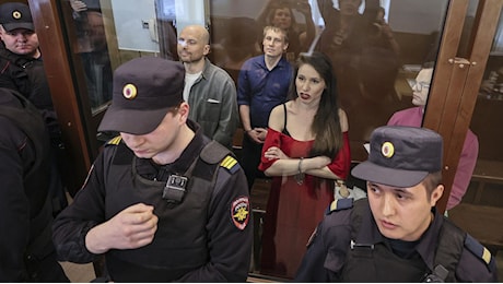 Media Russia: Aiutavano Navalny, 4 reporter condannati a 5 anni e mezzo di reclusione