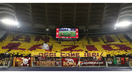 Roma-Lazio, la coreografia della Curva Sud: “Oggi come ieri anti Lazio”