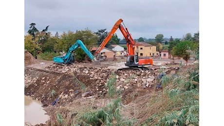 Traversara, ripartiti i lavori al cantiere, chiuso il centro accoglienza al Palasport - Gallery